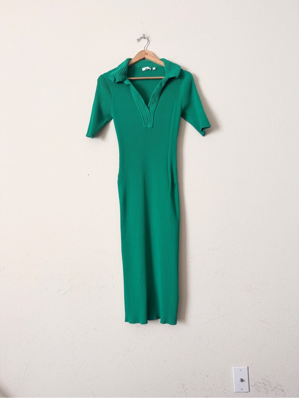 A.L.C XL Adrian collared short sleeve ribbed knit stretchy midi dress in green - Picture 2 of 6